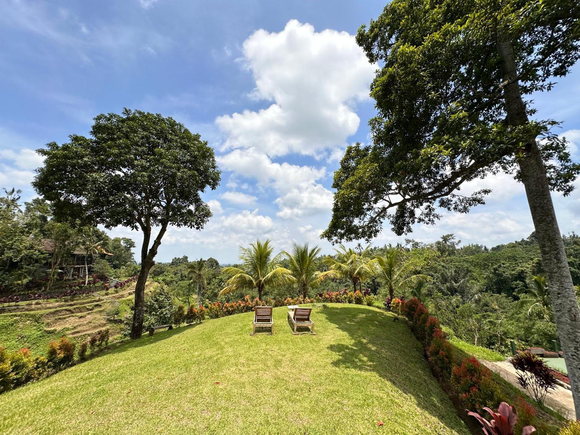 Sang Tirta Resort Penebel Exterior foto